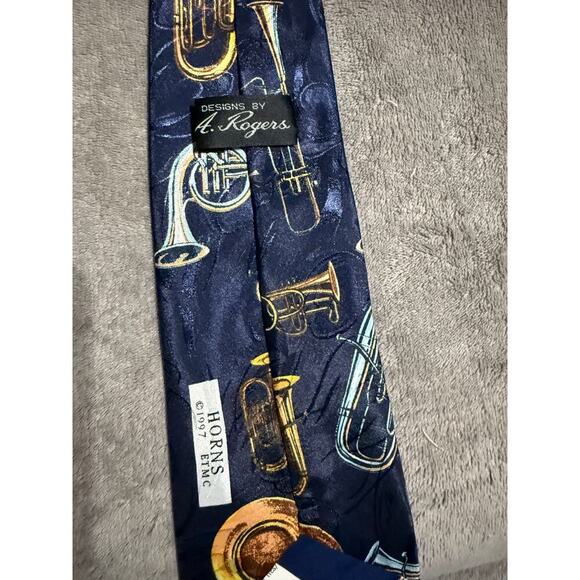 NWOT A. Rogers Formal Men’s Tie‎ Vintage Jazz Music Instruments Navy Blue - Picture 2 of 3